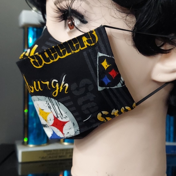 Sports 3 layered 3D Face Masks - Picture 3 of 5